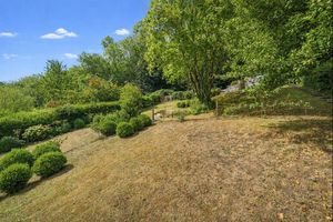 Photo 17- click for photo gallery